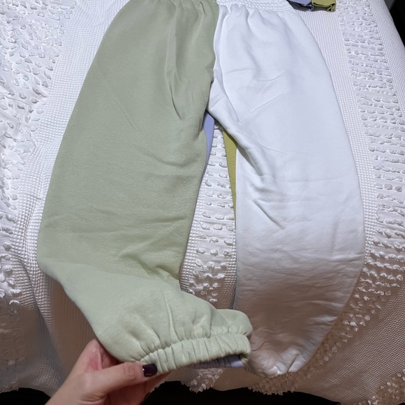 Color block Nike sweat suite set size S only worn one time! Perfect condition! - Picture 3 of 3